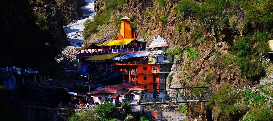 Chardham Tour: Navigating the Holiest Pilgrimage Sites in Uttarakhand